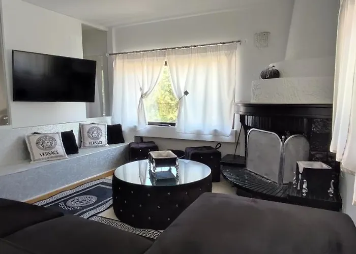 Ixian House Apartment