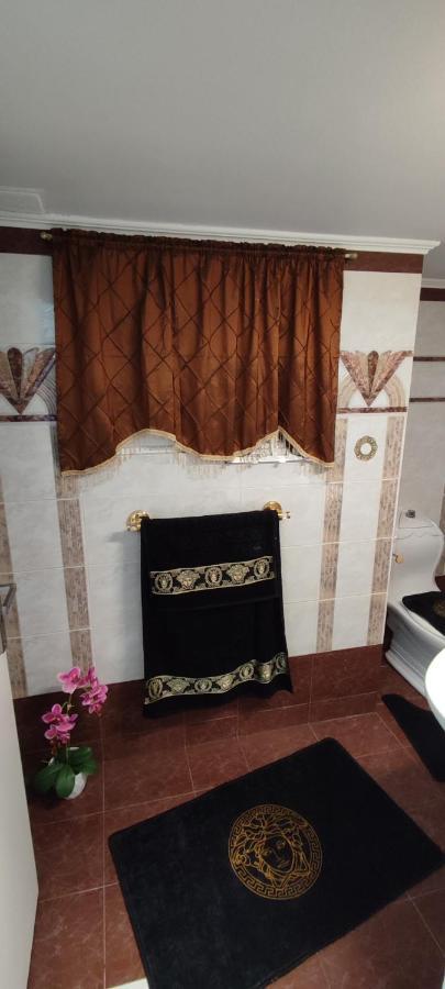 Ixian House *