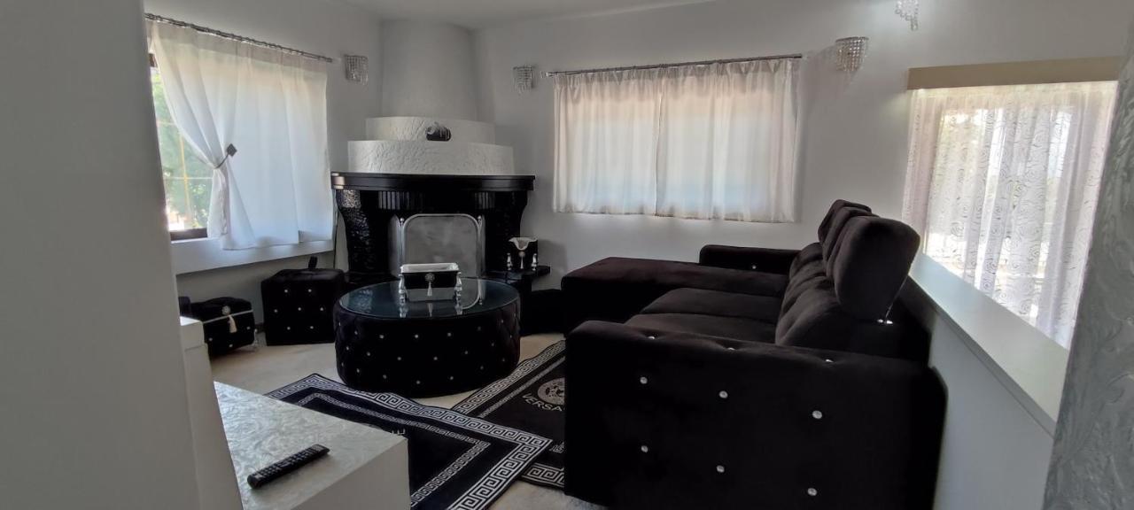 Ixian House *